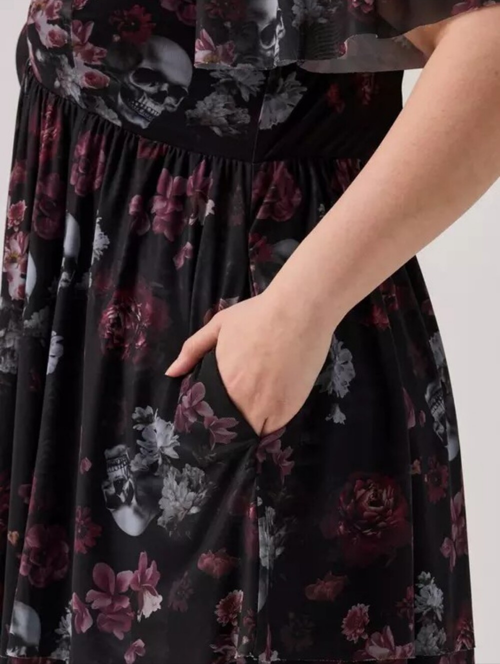 Torrid Nightfall Tiered Mesh Ryley Skull Floral Black V-Neck Mini Dress Plus 2X - Picture 4 of 6